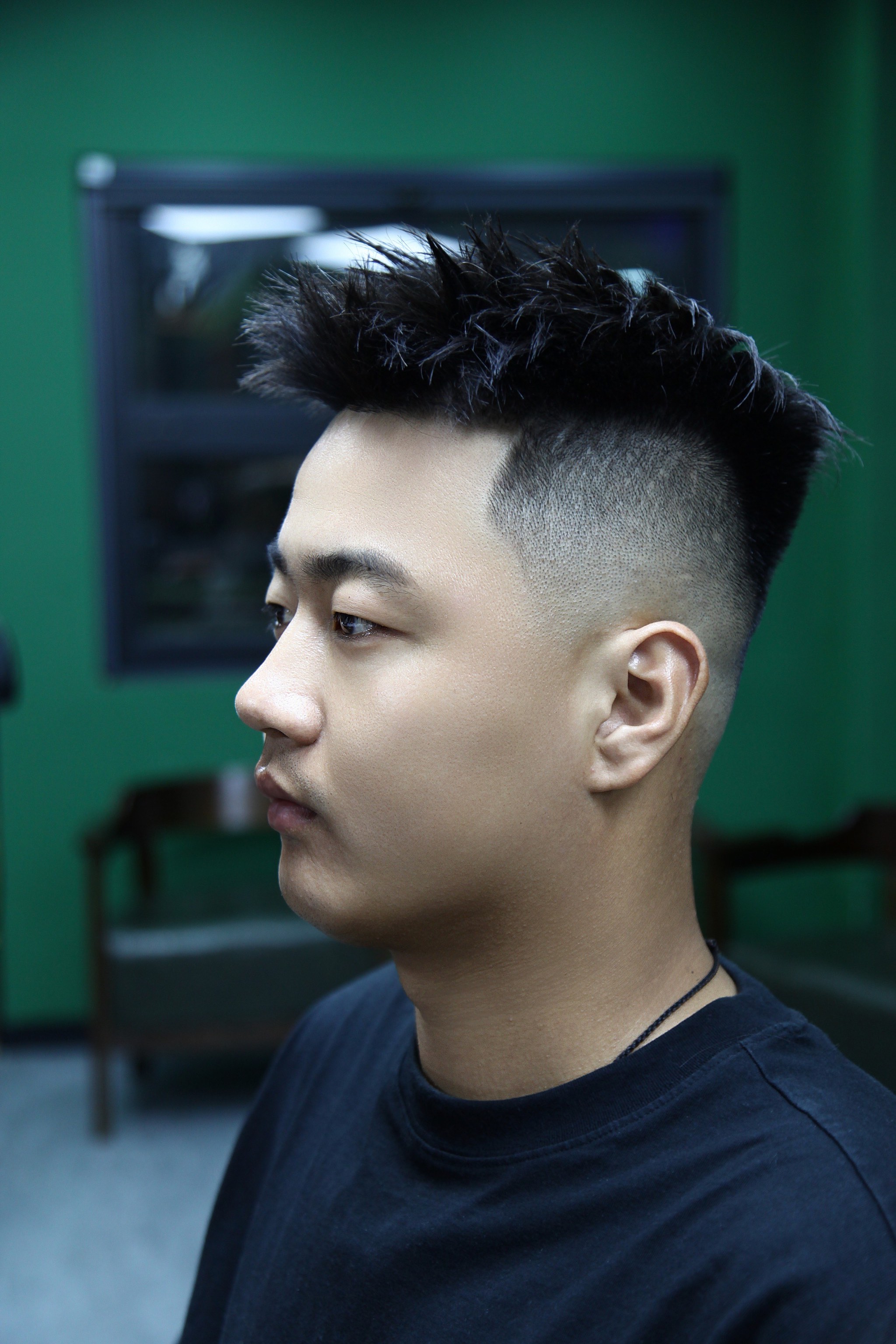 最新發型男款制作指南，步驟與流行趨勢解析