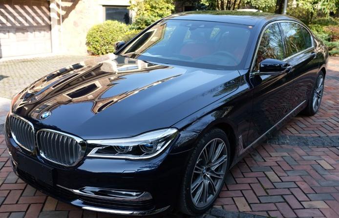 奔馳最新款車鑰匙揭秘，小巷中的隱藏寶藏