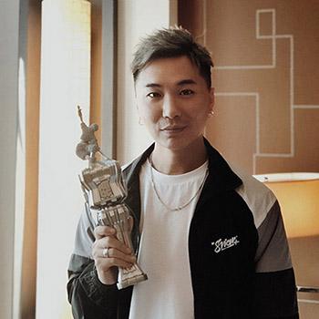 王嘉爾最新舞蹈引爆舞臺，熱血魅力燃燒全場